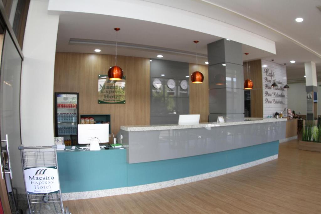 Hotel Maestro Express