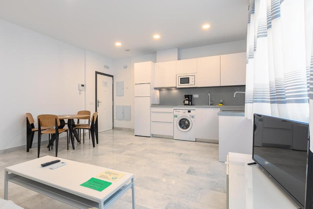 Apartamentos Guerrero 3, Torre del Mar – Updated 2022 Prices