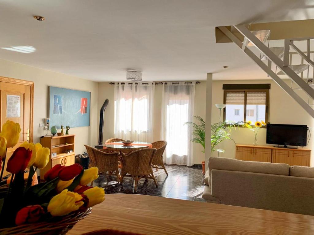 Apartamento diáfano y luminoso en Onil, Onil – Updated 2022 ...