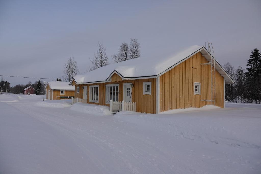 Kierinki Village Lomahuoneisto v zimě