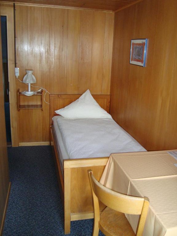 Postel nebo postele na pokoji v ubytování Hotel Restaurant Alpenblick