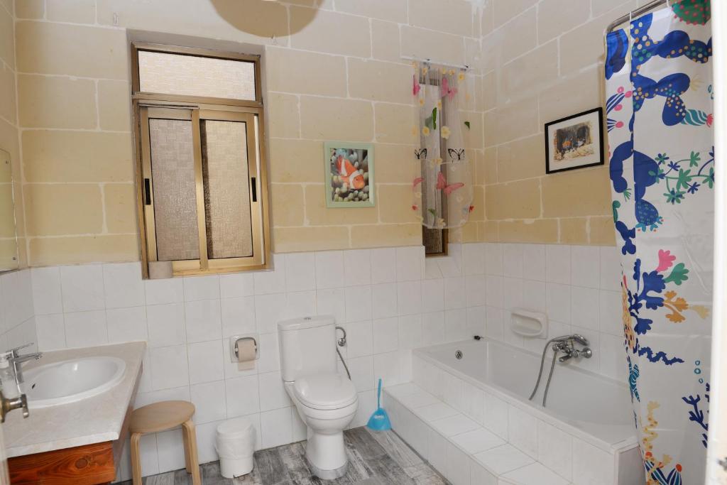 Avalon - Bellevue Gozo - Apartment With Balcony