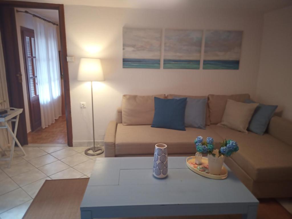 Część wypoczynkowa w obiekcie Plateia Apartments (Katerina)