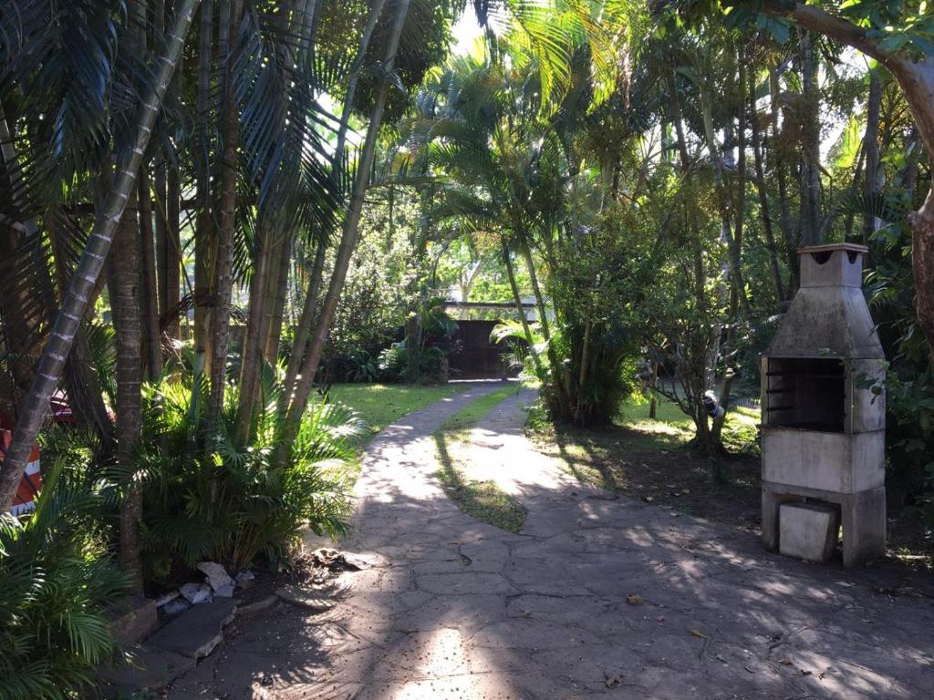  Pé Na Areia da Praia