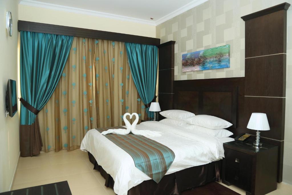 Ivory Grand Hotel Apartments - 