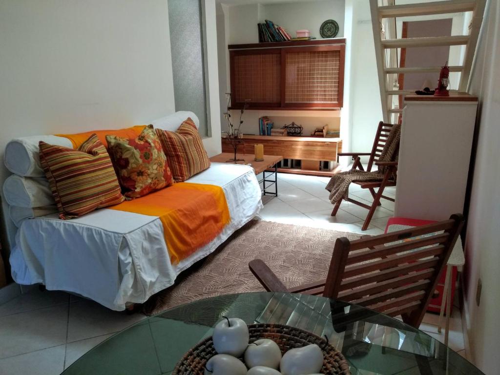  Apto 60m2 STD no Arpoador a uma quadra das praias