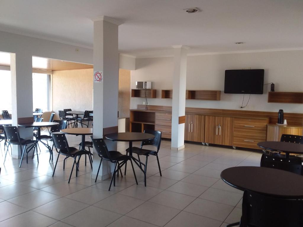  HOTEL TENDA