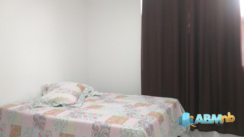  Apartamento 2 dormitórios no Edifício Athenas 1306