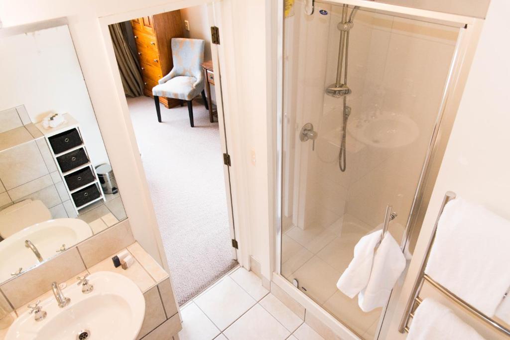 Queenstown House Bed & Breakfast and Apartments, Queenstown (updated ...