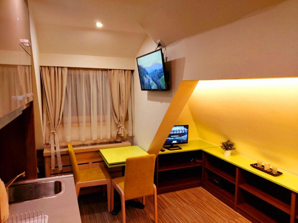 Select Lux Angella-Konaci - شقة مطلة على الجبل