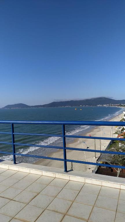  ILHA DESERTA 403