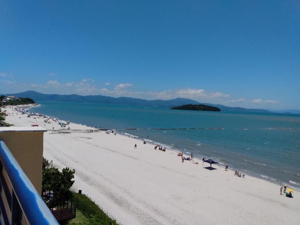  ILHA DESERTA 403