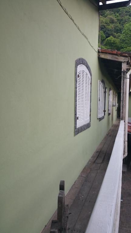  Angra dos Reis Casa a 150 metros da Praia Mambucaba na Vila Histórica divisa com Paraty