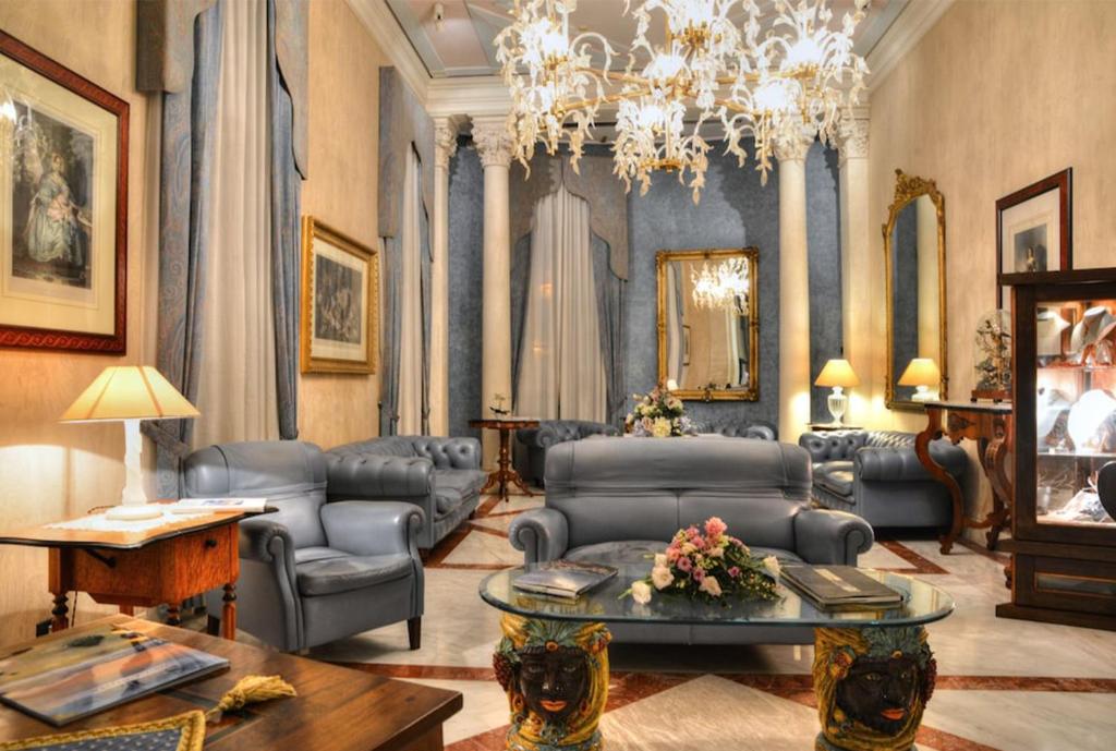 Posezení v ubytování Grand Hotel Ortigia