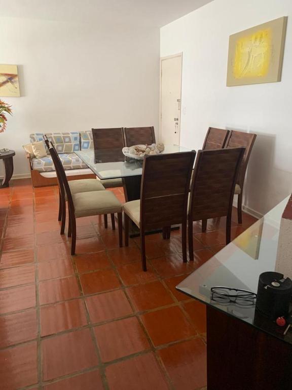  AP GUARUJA ENSEADA - 2 QUADRAS PRAIA 350m