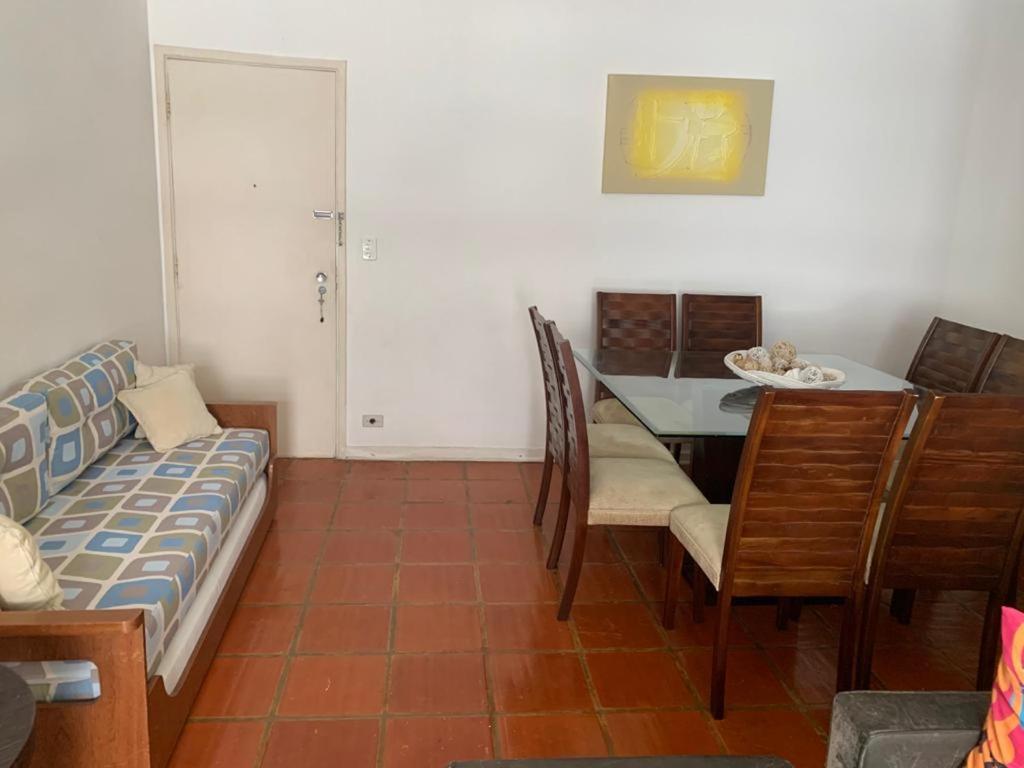  AP GUARUJA ENSEADA - 2 QUADRAS PRAIA 350m