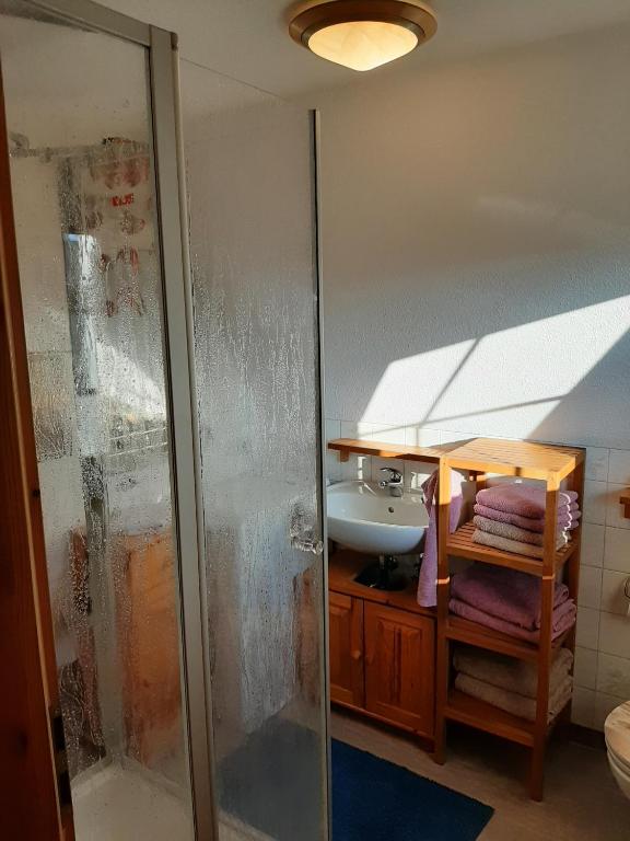 Postel nebo postele na pokoji v ubytování Ferienhaus Kerstin