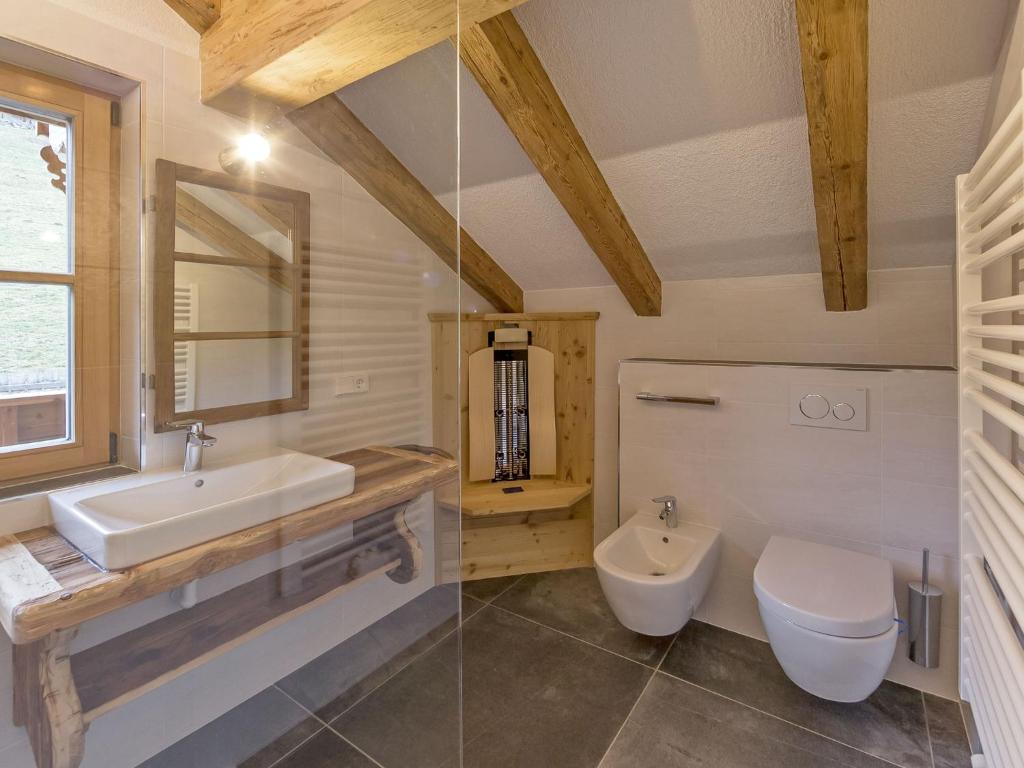 Koupelna v ubytování Chalet Piz da Peres