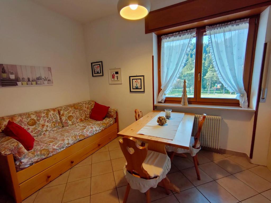 Fotografia z galérie ubytovania Appartamenti Pedrini v destinácii Comano Terme