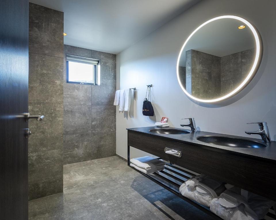 Fosshotel Glacier Lagoon - Luxe Familiekamer