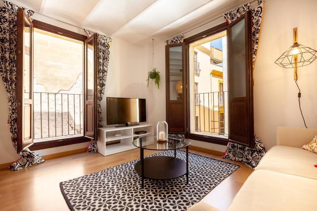 Posteľ alebo postele v izbe v ubytovaní Beautiful Apartment in Abat Street by Batuecas