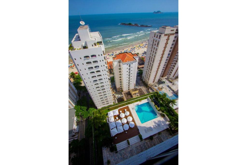  Vista incrível a 100m da praia das Pitangueiras