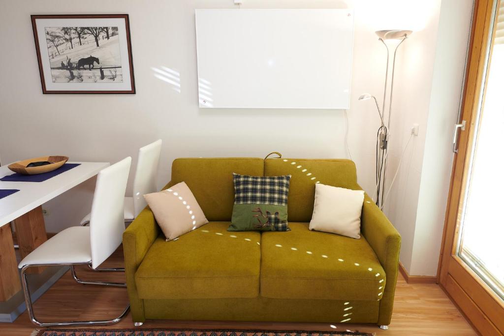 Posezení v ubytování Ferienwohnung Klauber Schöder