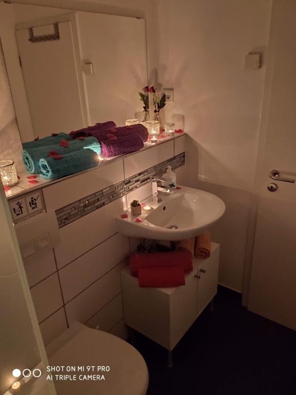 Apartment Wesseling Zentrum Nauerz - Apartment With Balcony