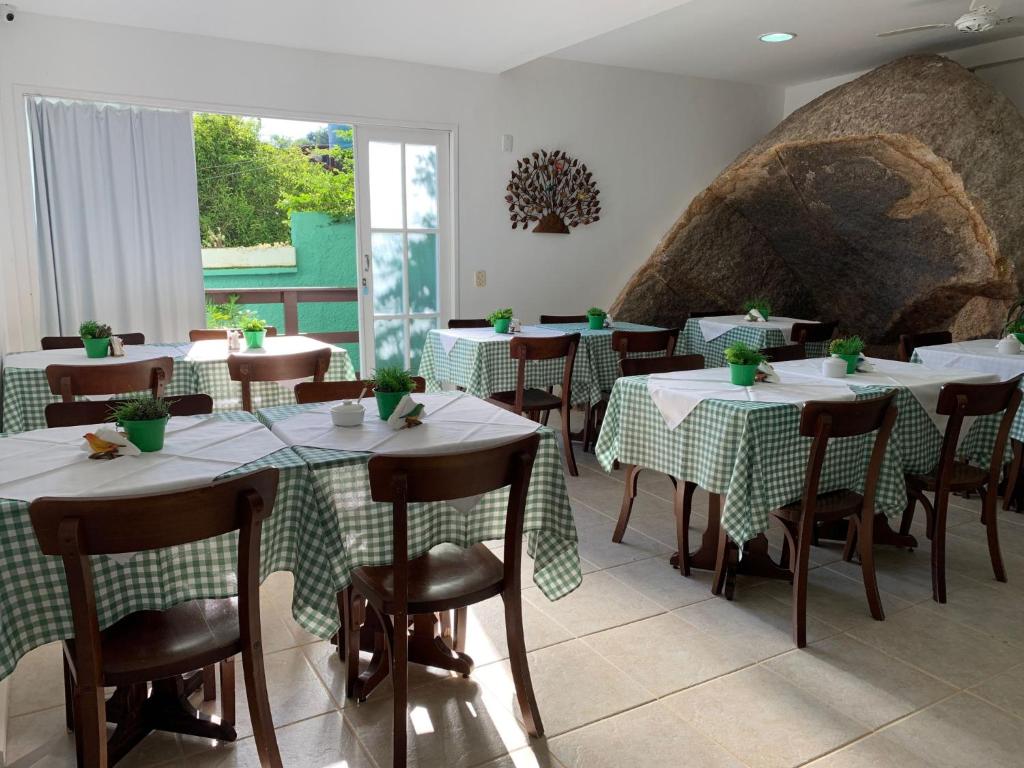 Restaurace v ubytování Pousada Anambé