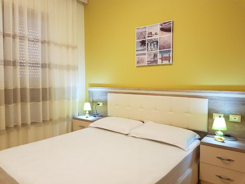 HOLIDAY APARTMENTS Vlore - Image 2