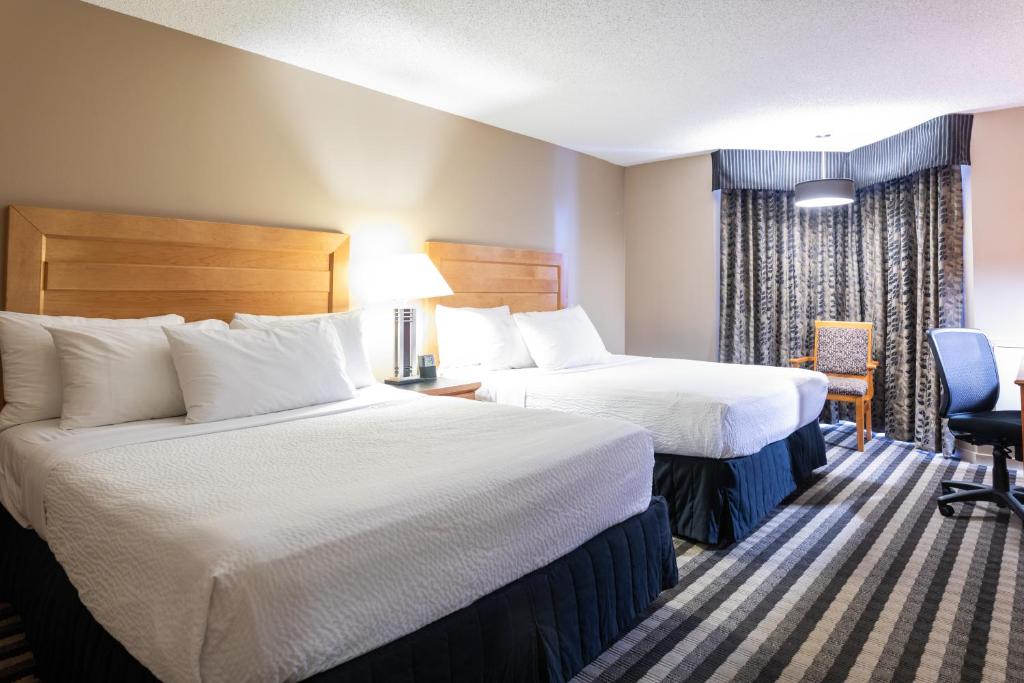 Royal Hotel West Edmonton, Trademark Collection by Wyndham - Resim 37