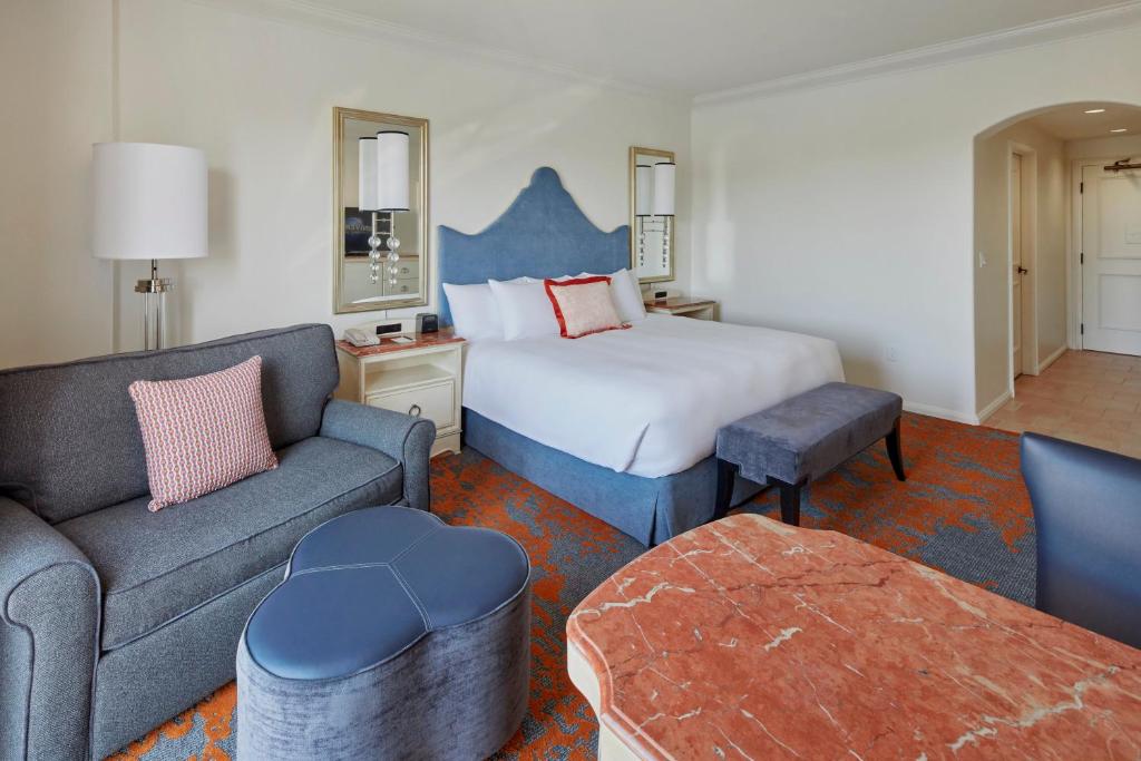 Universal's Loews Portofino Bay Hotel photo