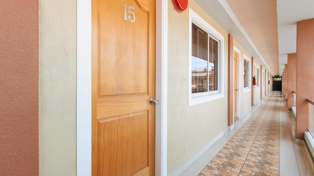 Fotografie z fotogalerie ubytování RedDoorz Plus near Lapasan Plaza Cagayan de Oro v destinaci Cagayan de Oro