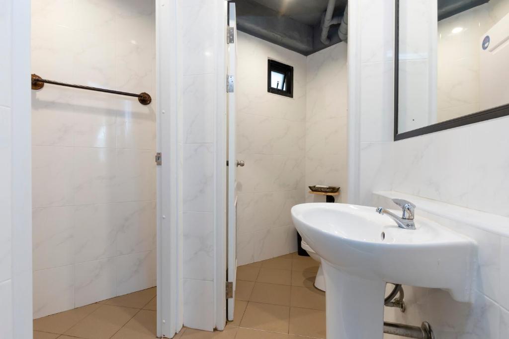 Rest24 Residence - Resim 27