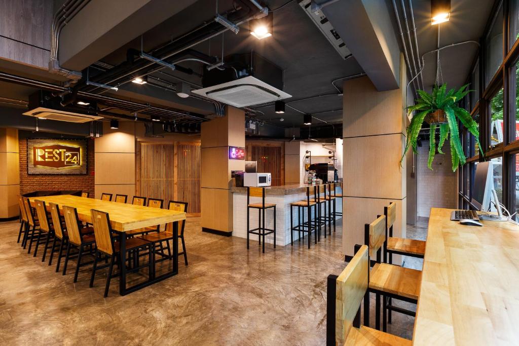 Rest24 Residence - Resim 14