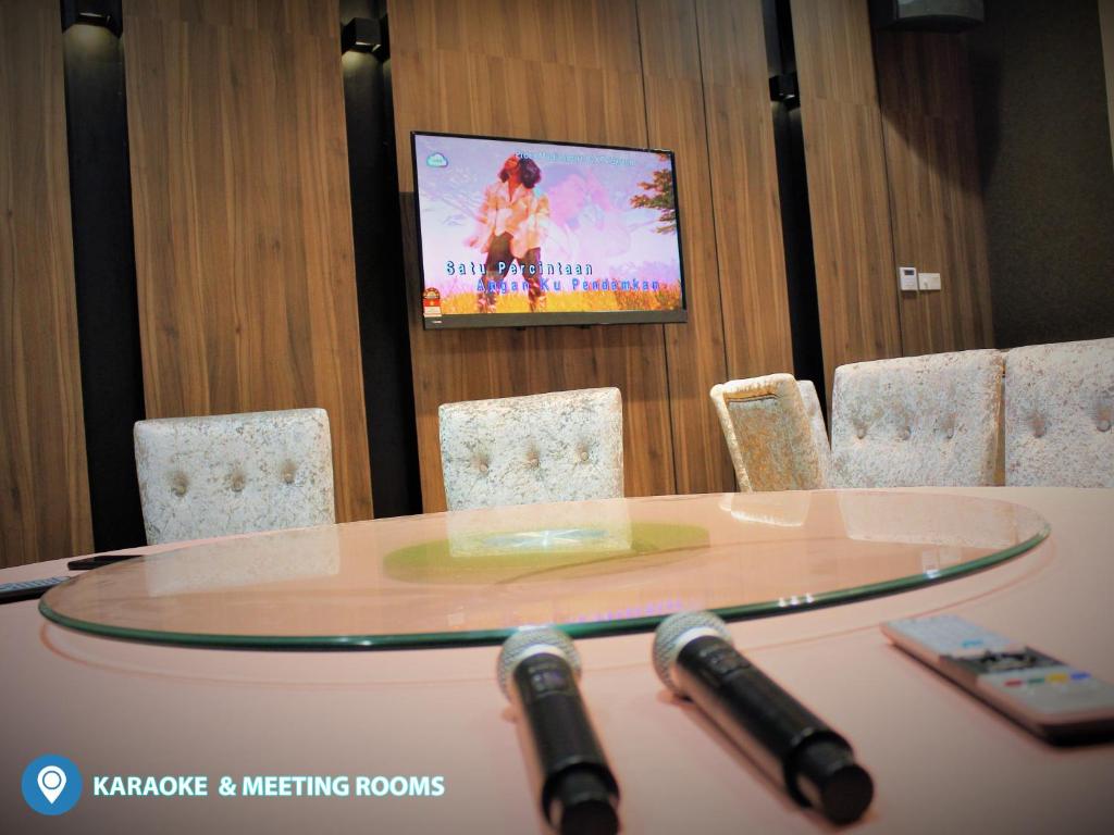 TV a/nebo společenská místnost v ubytování Desa Selatan Resort Pengerang