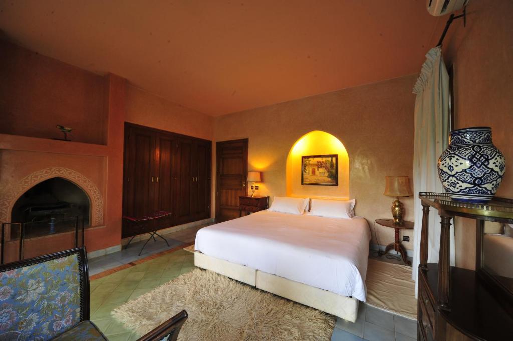 Postel nebo postele na pokoji v ubytování MAROC LODGE Atlas Mountain Retreat