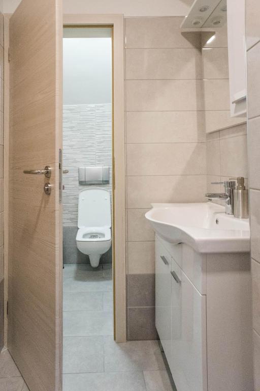 Koupelna v ubytování Jantar Apartmaji