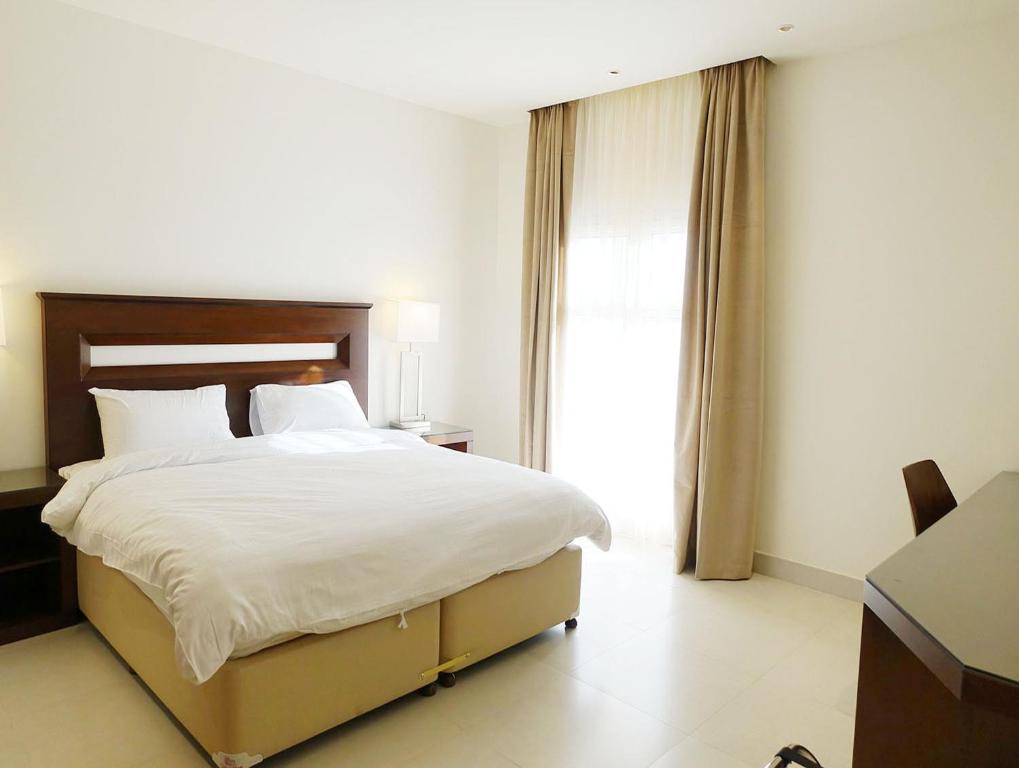 Unique Suites - One-Bedroom Apartment