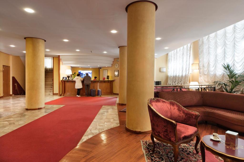Posezení v ubytování Hotel De Paris