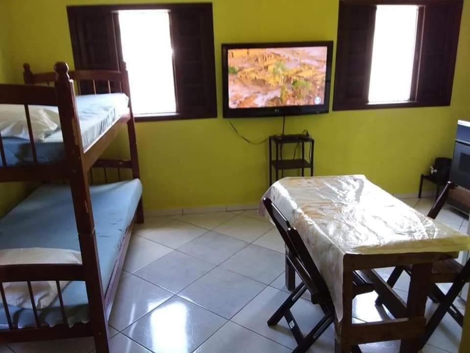  Casa dos Rocha em Ubatuba - Kitnet Amarela