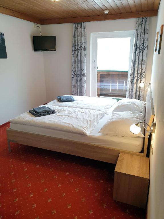 Postel nebo postele na pokoji v ubytování Landgasthof Hotel Zehenthof