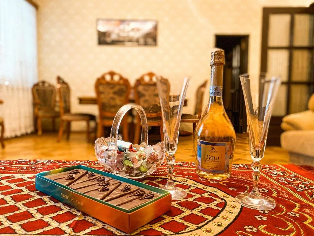 TBILISI LUXURY APARTMENT, Tbilisi, Georgia