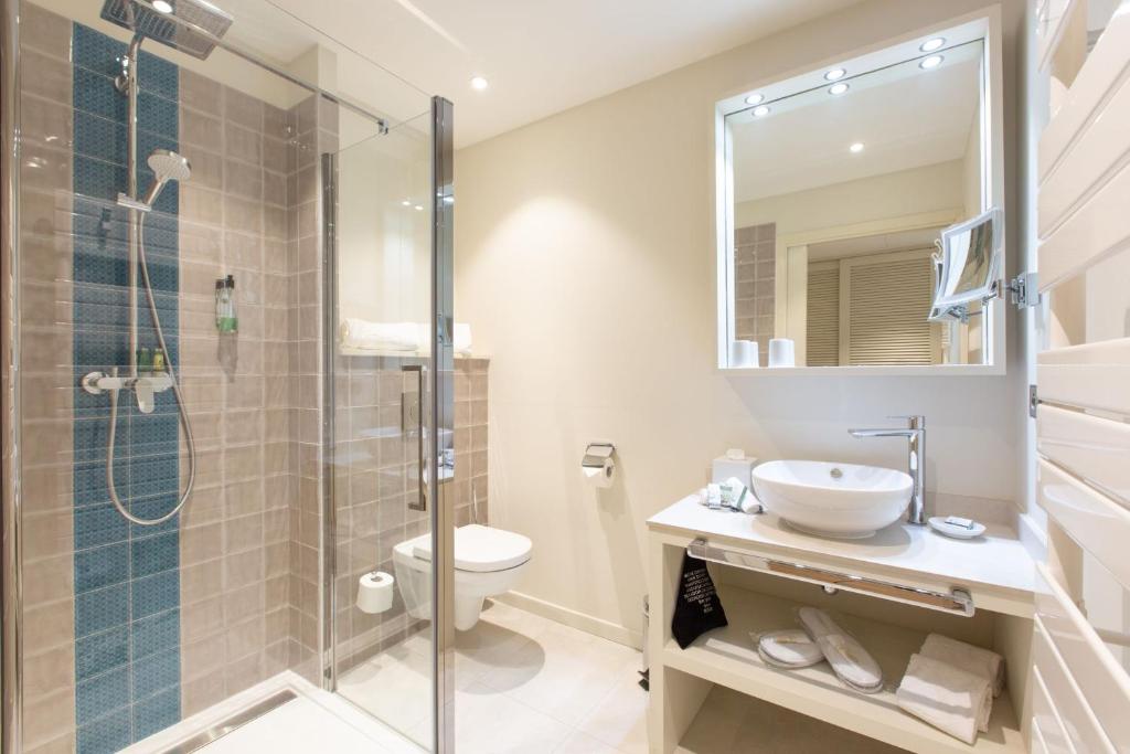 Hotel****Spa & Restaurant Cantemerle - Standard Double Room