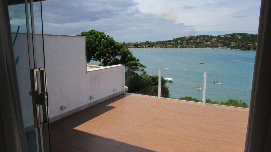  Excelente casa na areia da praia da Ferradura