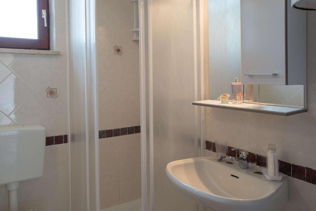 Łazienka w obiekcie Apartmani Mirjana Umag