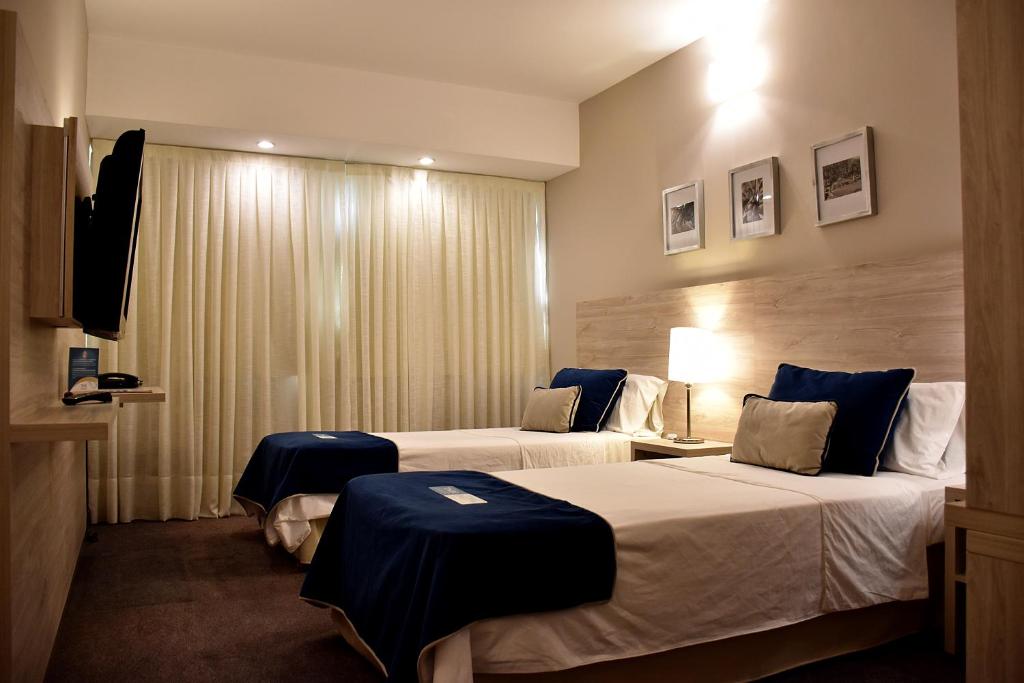 Hotel Tower Inn & Suites - Habitación Gemela