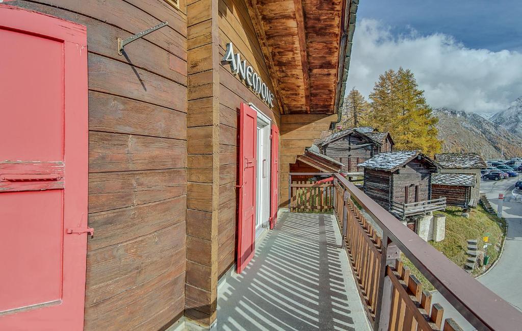 Nespecifikovaný výhled na hory nebo výhled na hory při pohledu z apartmánu