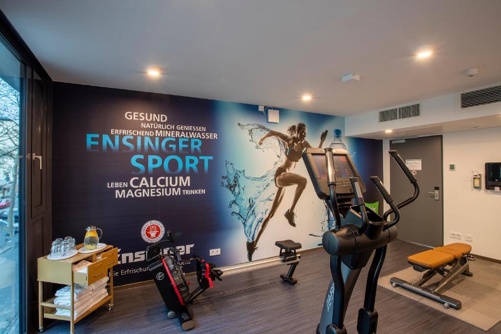 Fitness centrum a/nebo fitness zařízení v ubytování ibis Styles Pforzheim