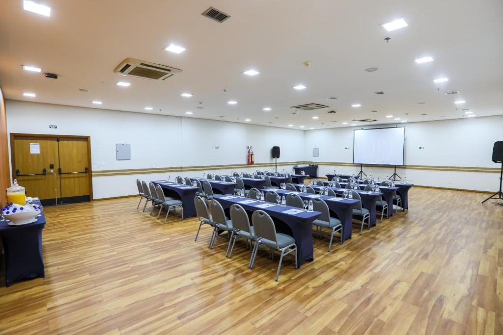 Radisson Hotel Belém